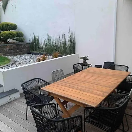 Vila Maison De Ville A 15 Min Des Plages. *